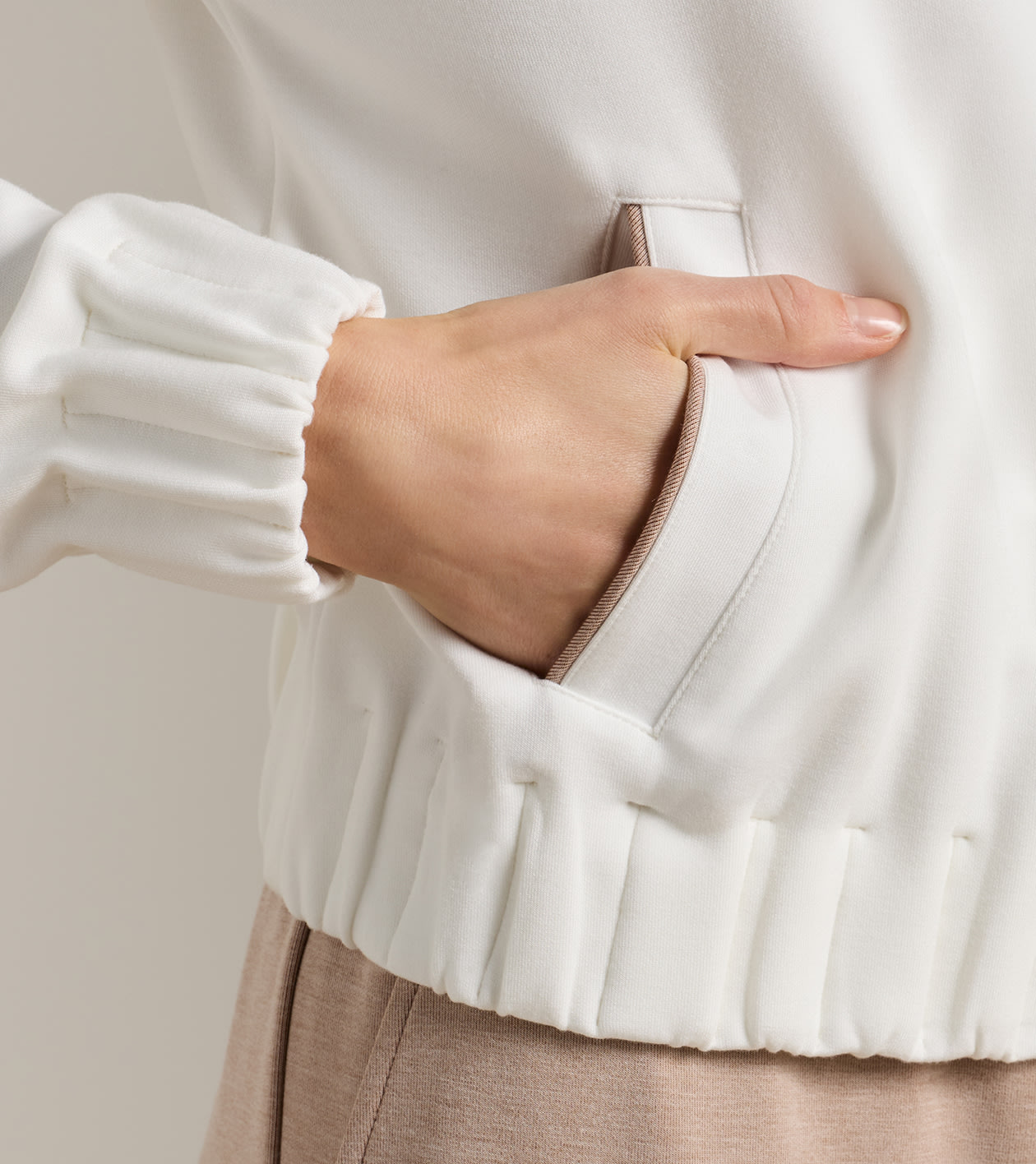 Flora Knit Bomber in SOFT WHITE / CAMEL - Alternate Image 4