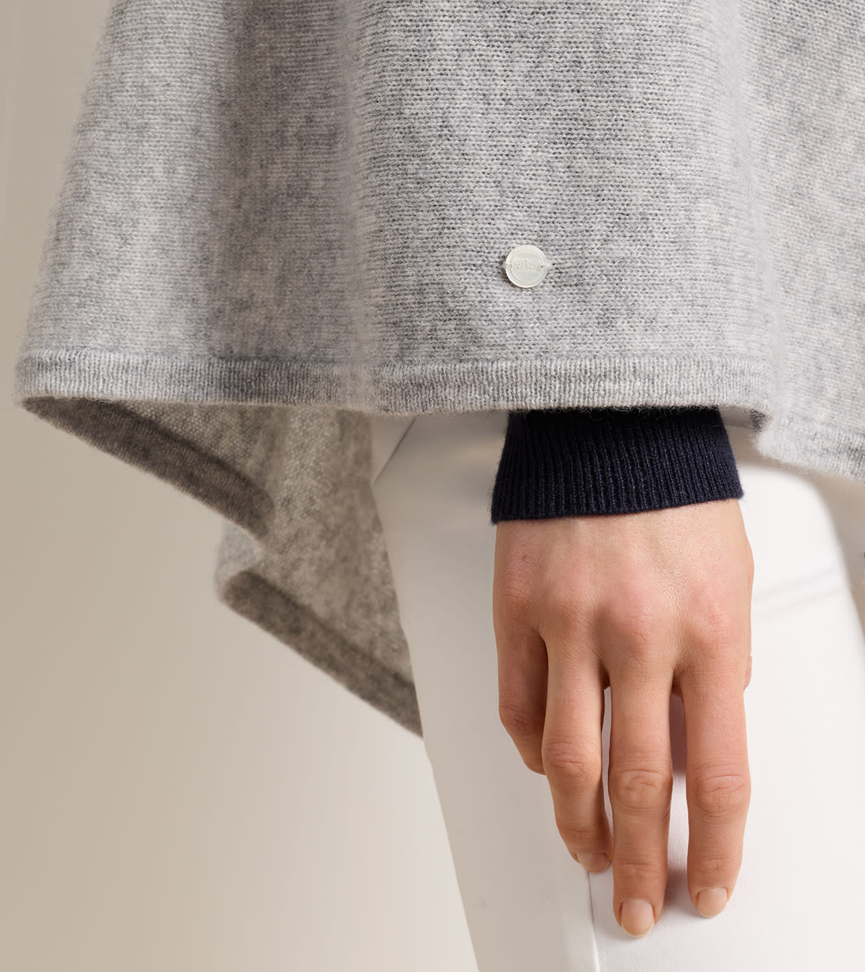 Cashmere Poncho in WHISPER GREY - Alternate Image 3