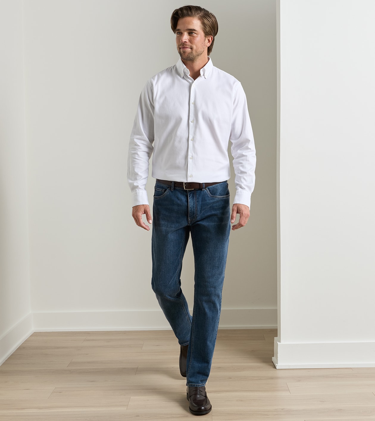 Crown Heritage Five Pocket Denim in INDIGO BLUE WASH - Alternate Image 1