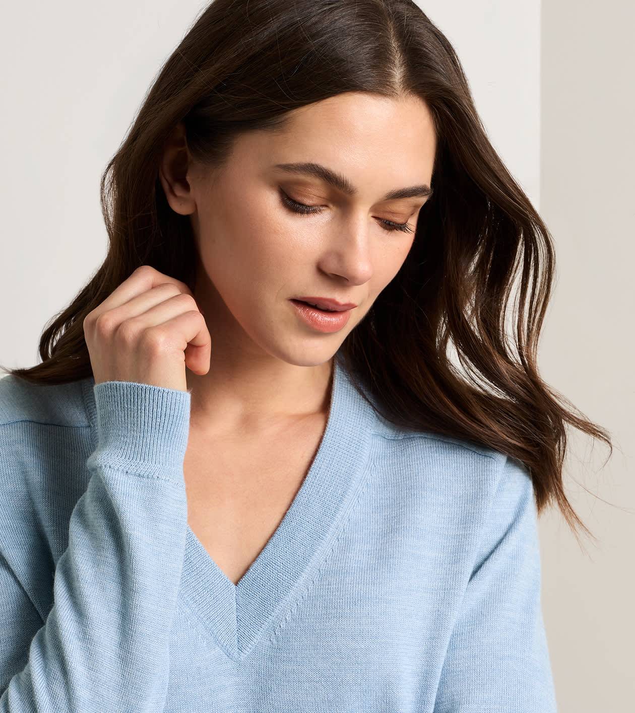Solarspun Sport Merino V-Neck Sweater | Women's Tops | Peter Millar