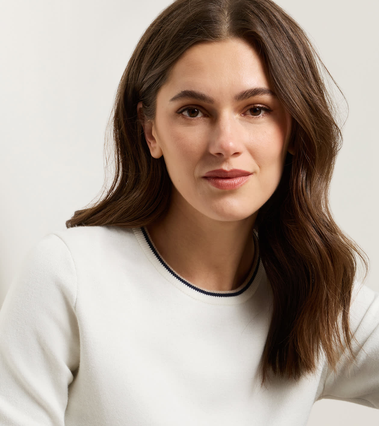 Coolspun Lite Cotton Crewneck in SOFT WHITE - Alternate Image 3