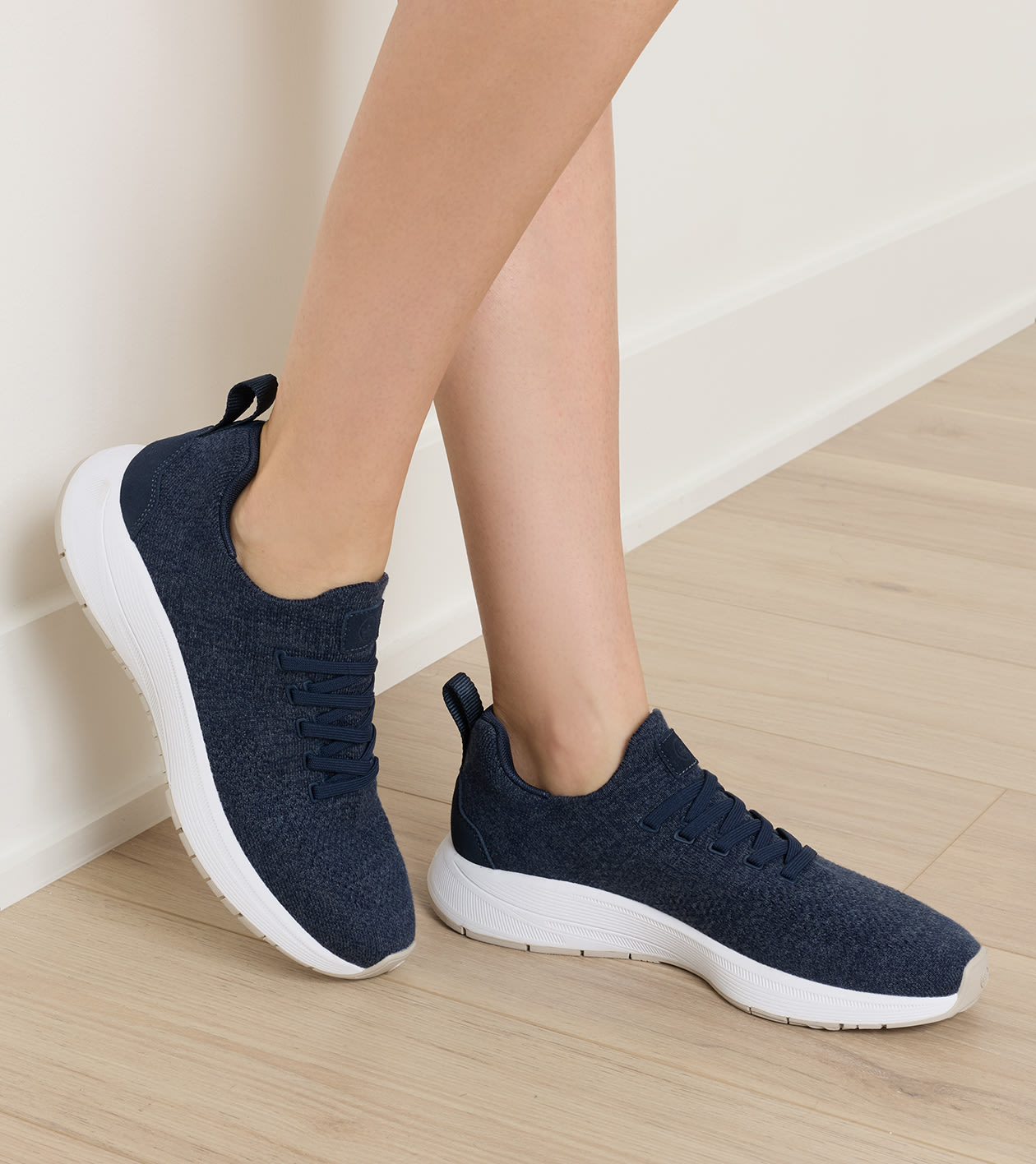 Women's Odeon Sneaker in Navy - Alternate Image 1