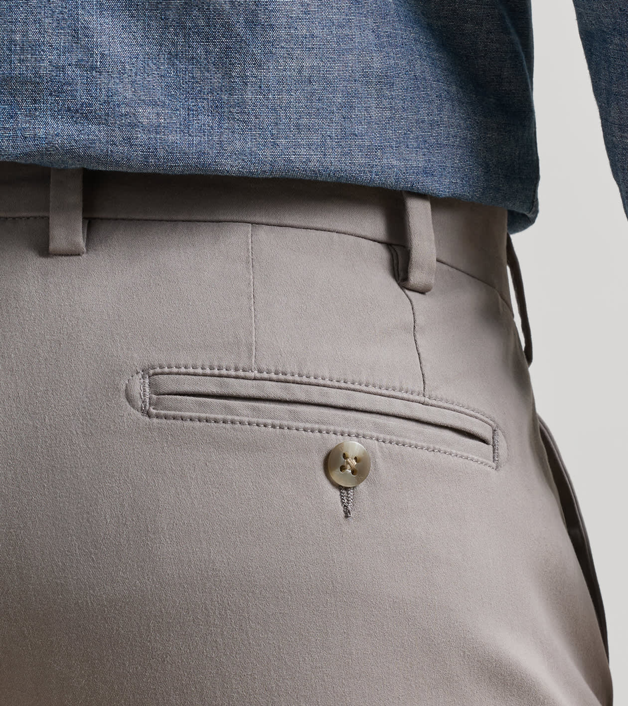 Signature Sateen Flat Front Trouser in Gale Grey - Alternate Image 3