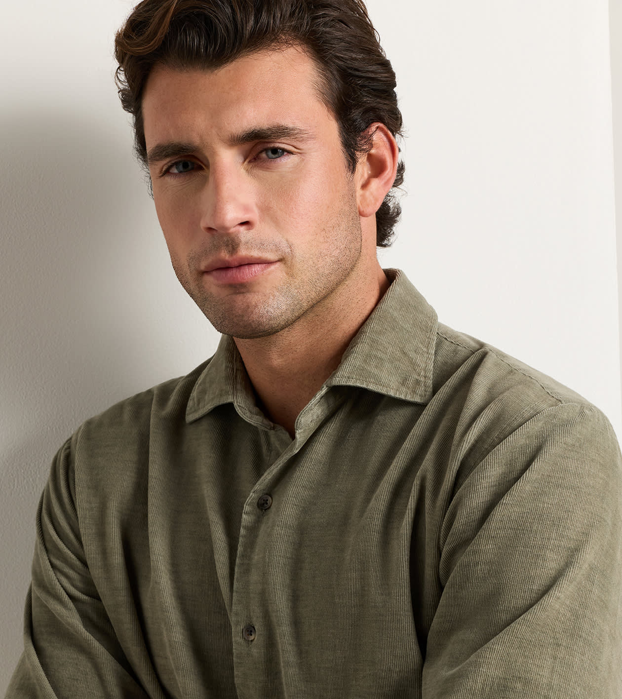 Aspen Cotton Cashmere Corduroy Sport Shirt in FATIGUE - Alternate Image 3