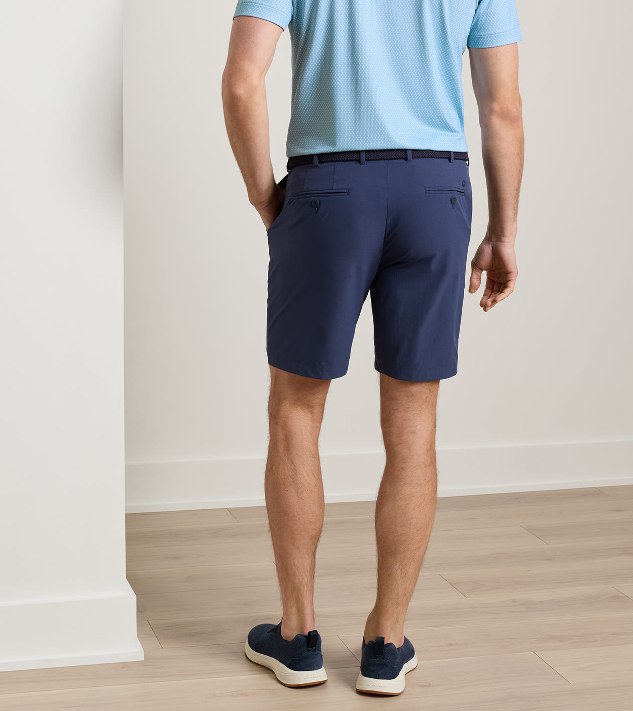 Surge Performance Short in Navy - Alternate Image 2