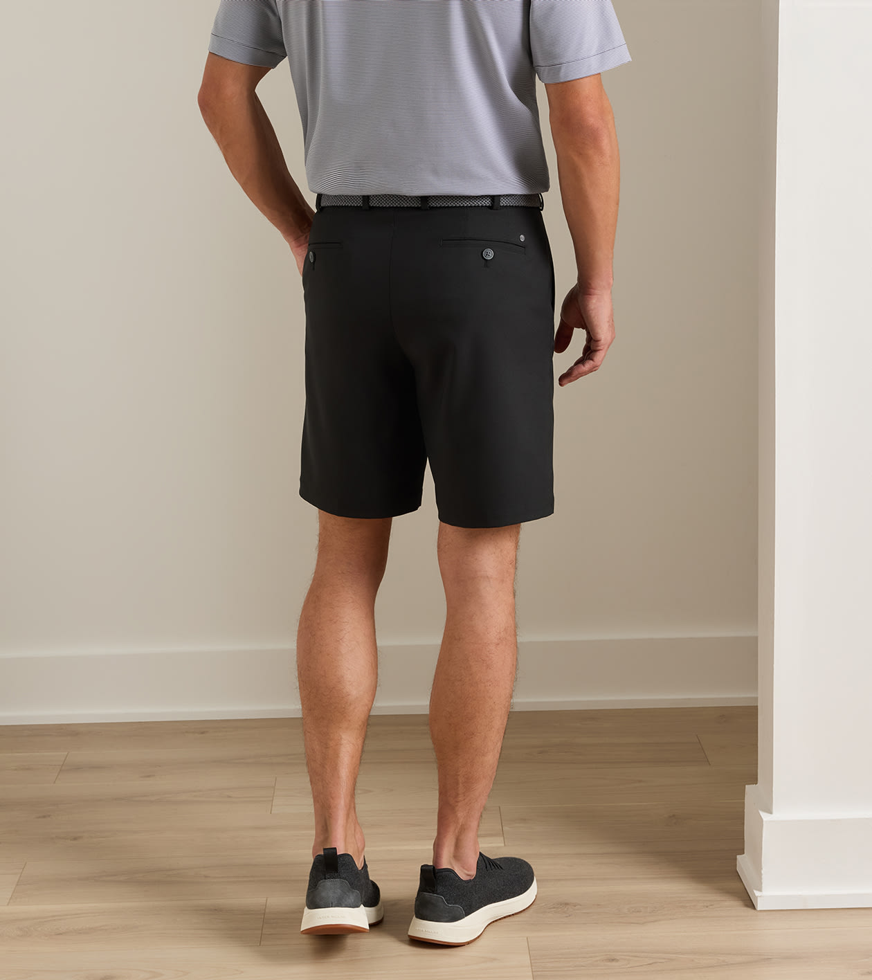 Salem Performance Short in Black - Alternate Image 2