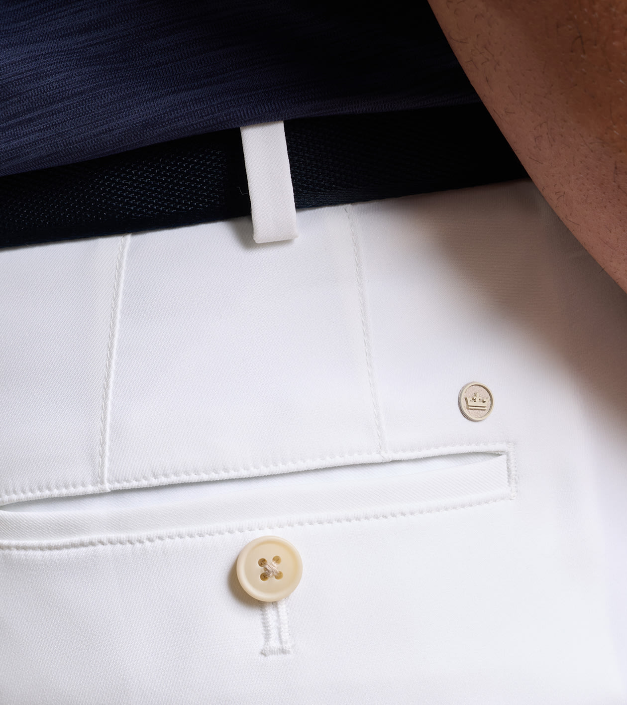 Salem Performance Short in White - Alternate Image 3