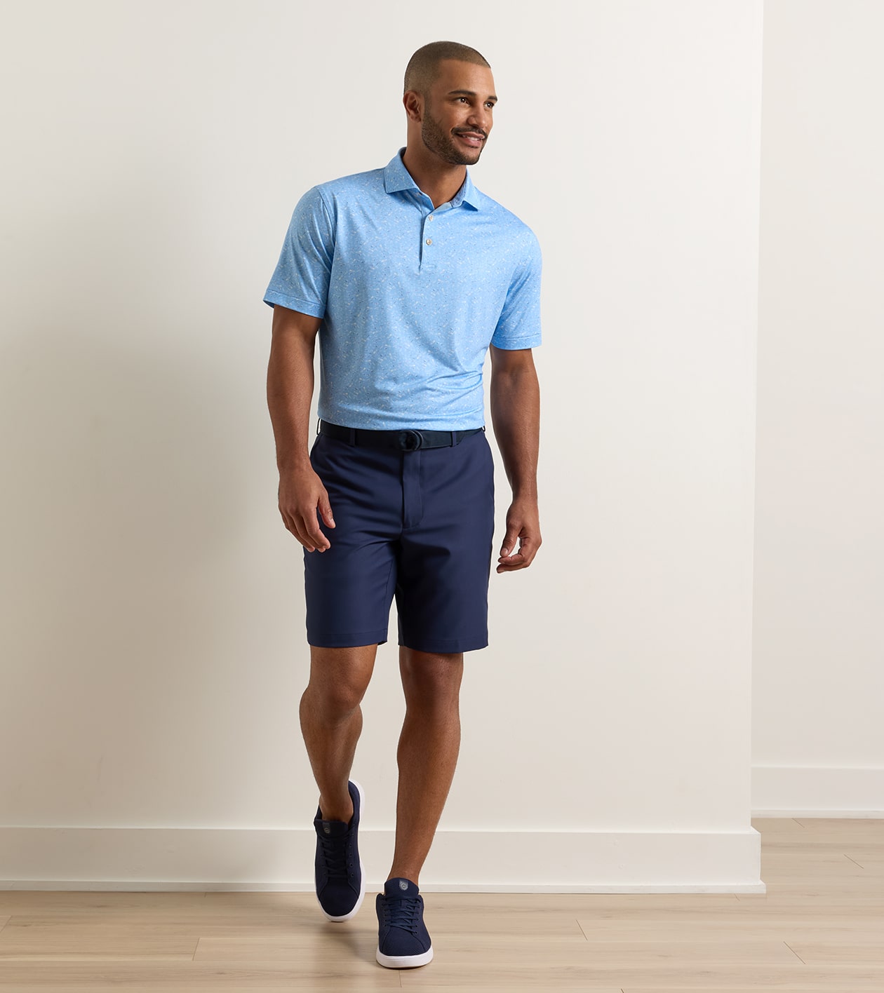 Salem Performance Short in Navy - Alternate Image 3