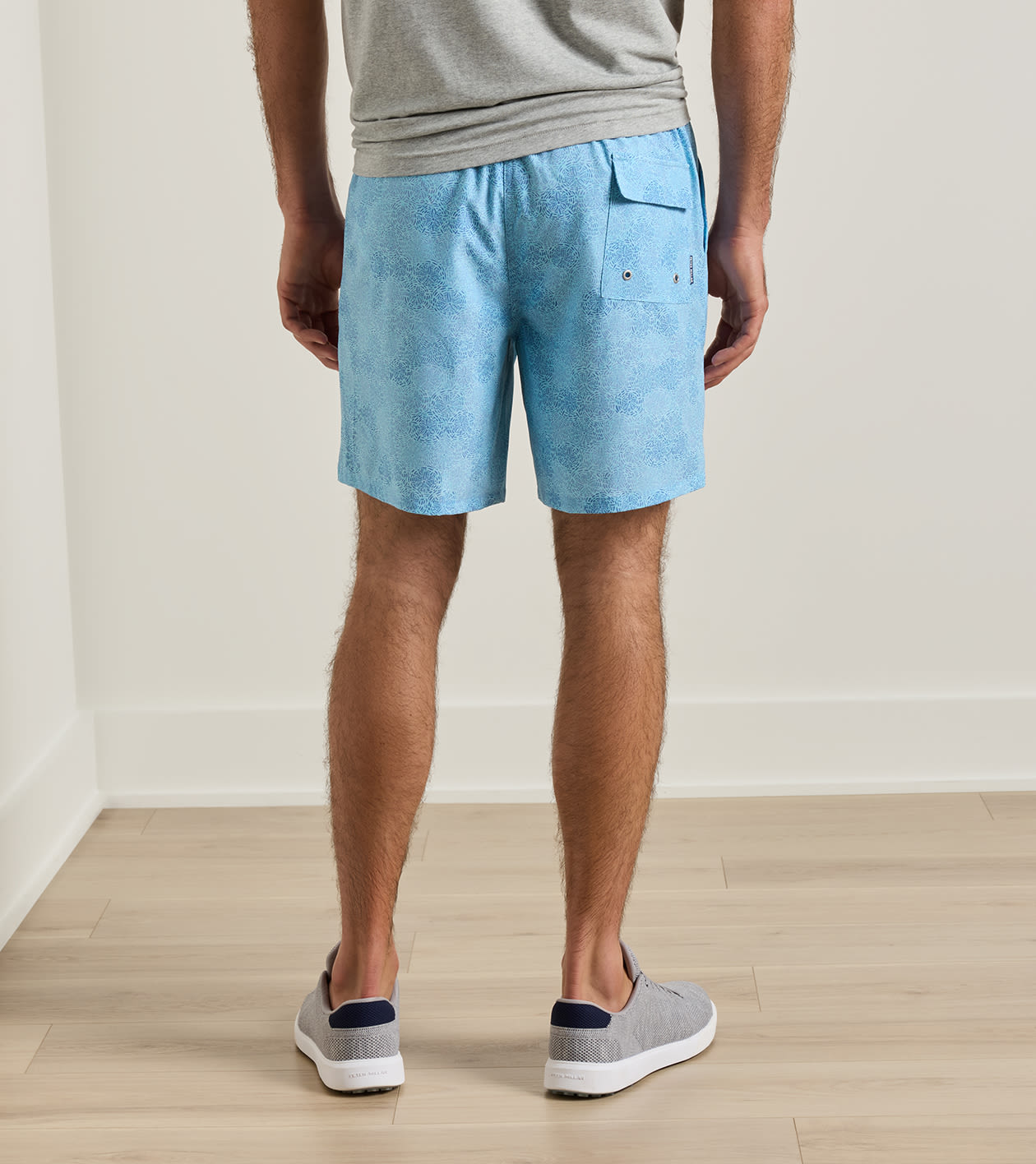 Sand Dollars Swim Trunk in SEAPORT BLUE - Alternate Image 2