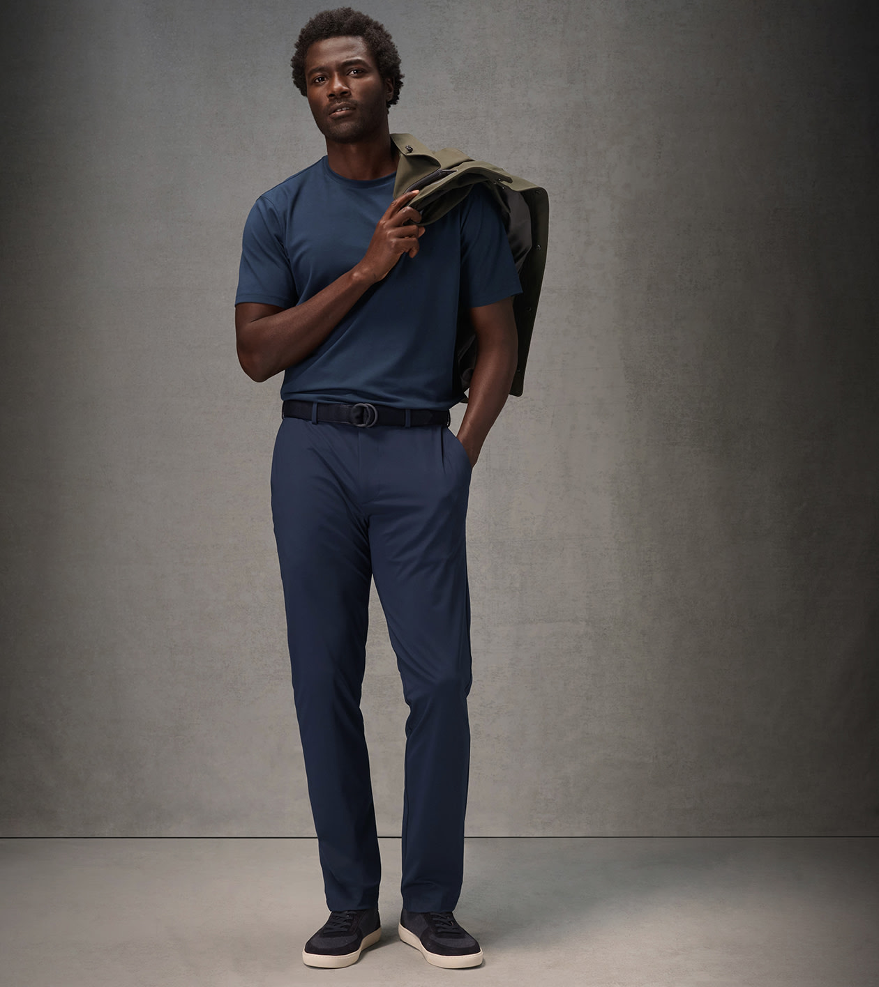 Pursuit Performance Flat-Front Trouser in PROVIDENCE BAY - Alternate Image 1