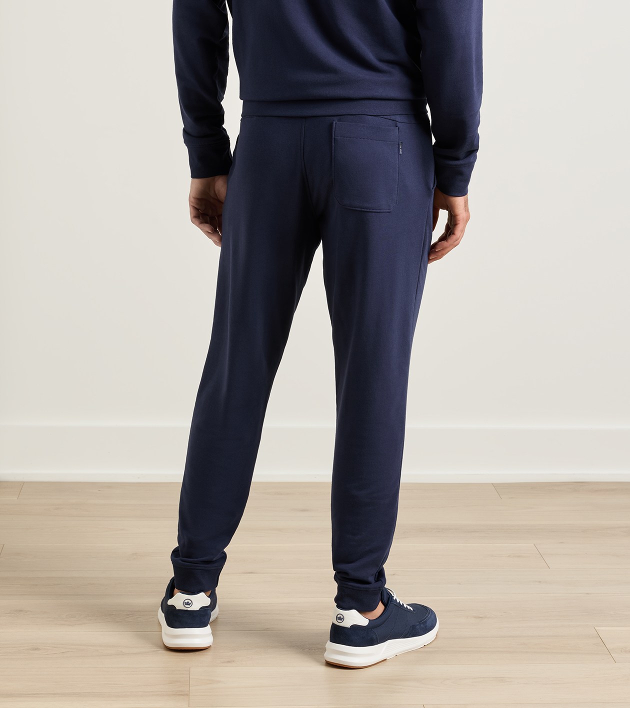 Oasis Jogger in Navy - Alternate Image 2