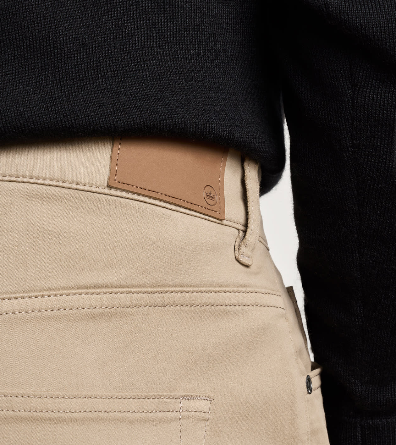 Signature Sateen Five-Pocket Pant in Grain - Alternate Image 3