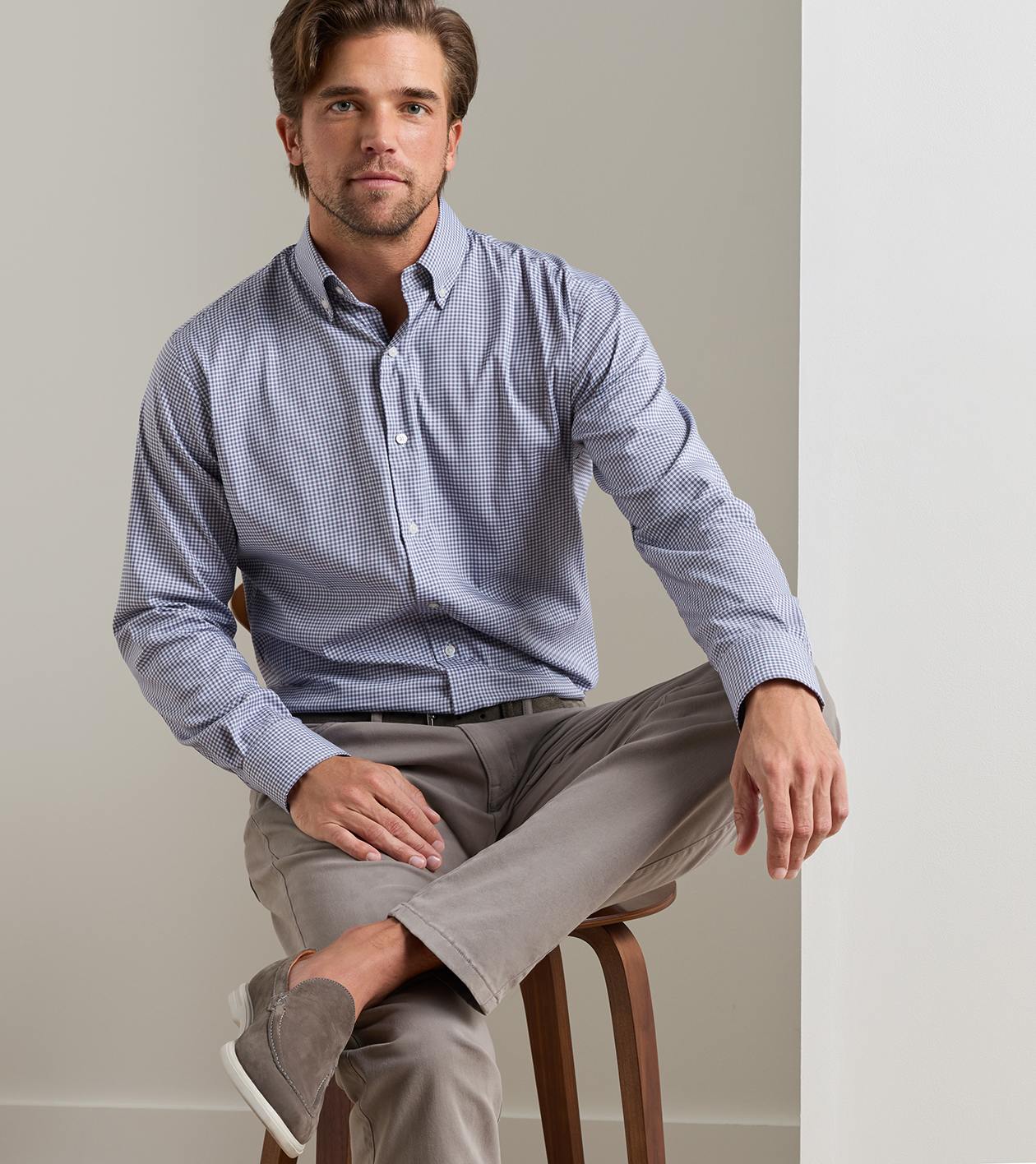 Gregory Crown Lite Cotton-Stretch Sport Shirt in PURPLE FIG - Alternate Image 1