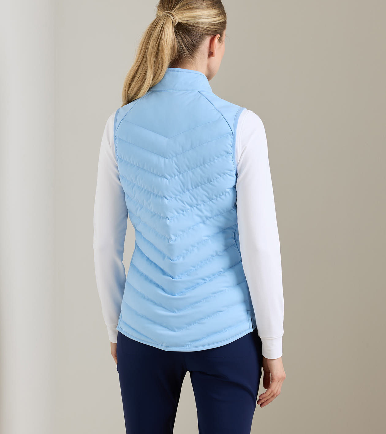 Fuse Hybrid Gilet in Cottage Blue - Alternate Image 2
