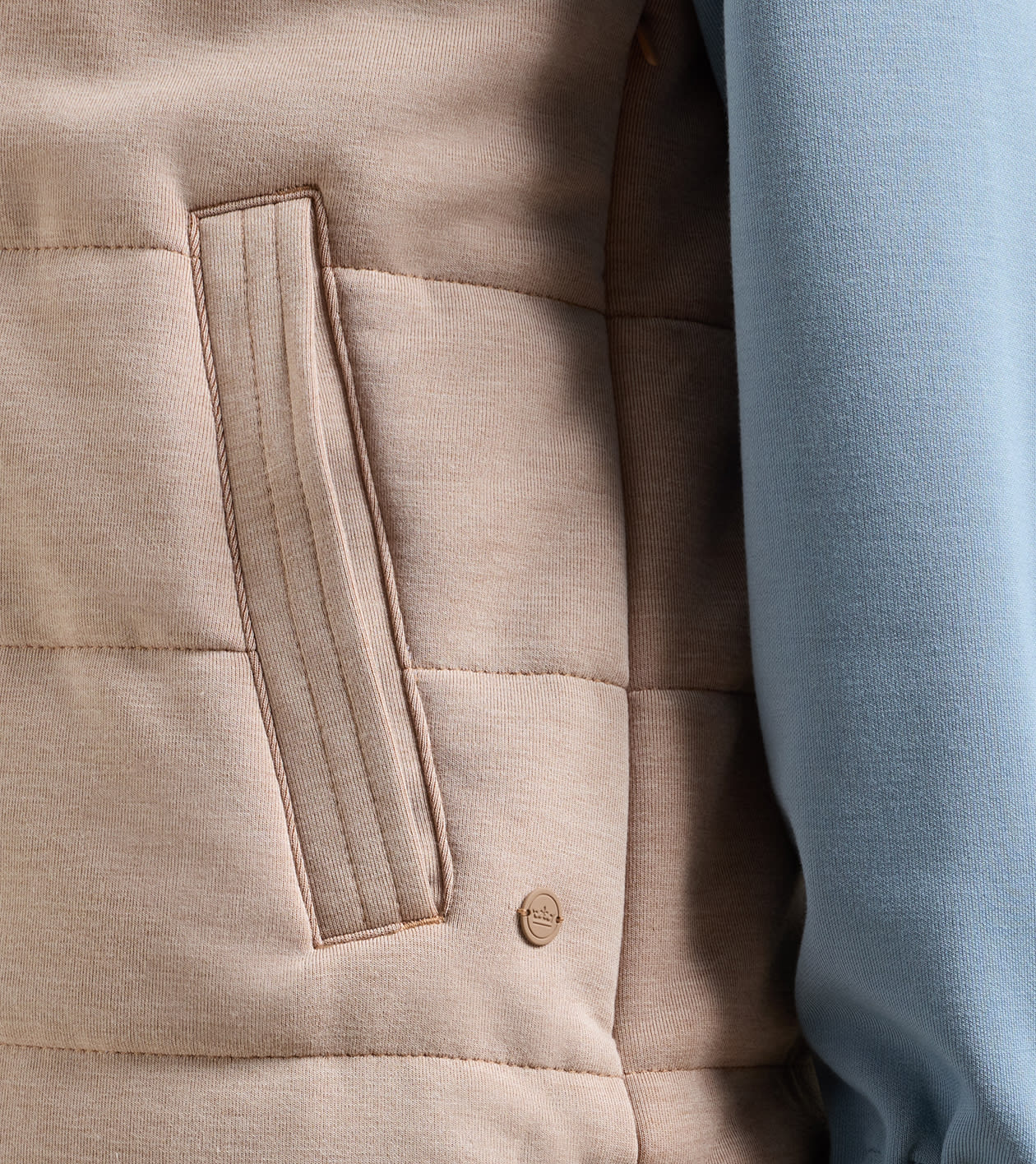 Flora Reversible Gilet With Hood in CAMEL/RAINWATER - Alternate Image 4