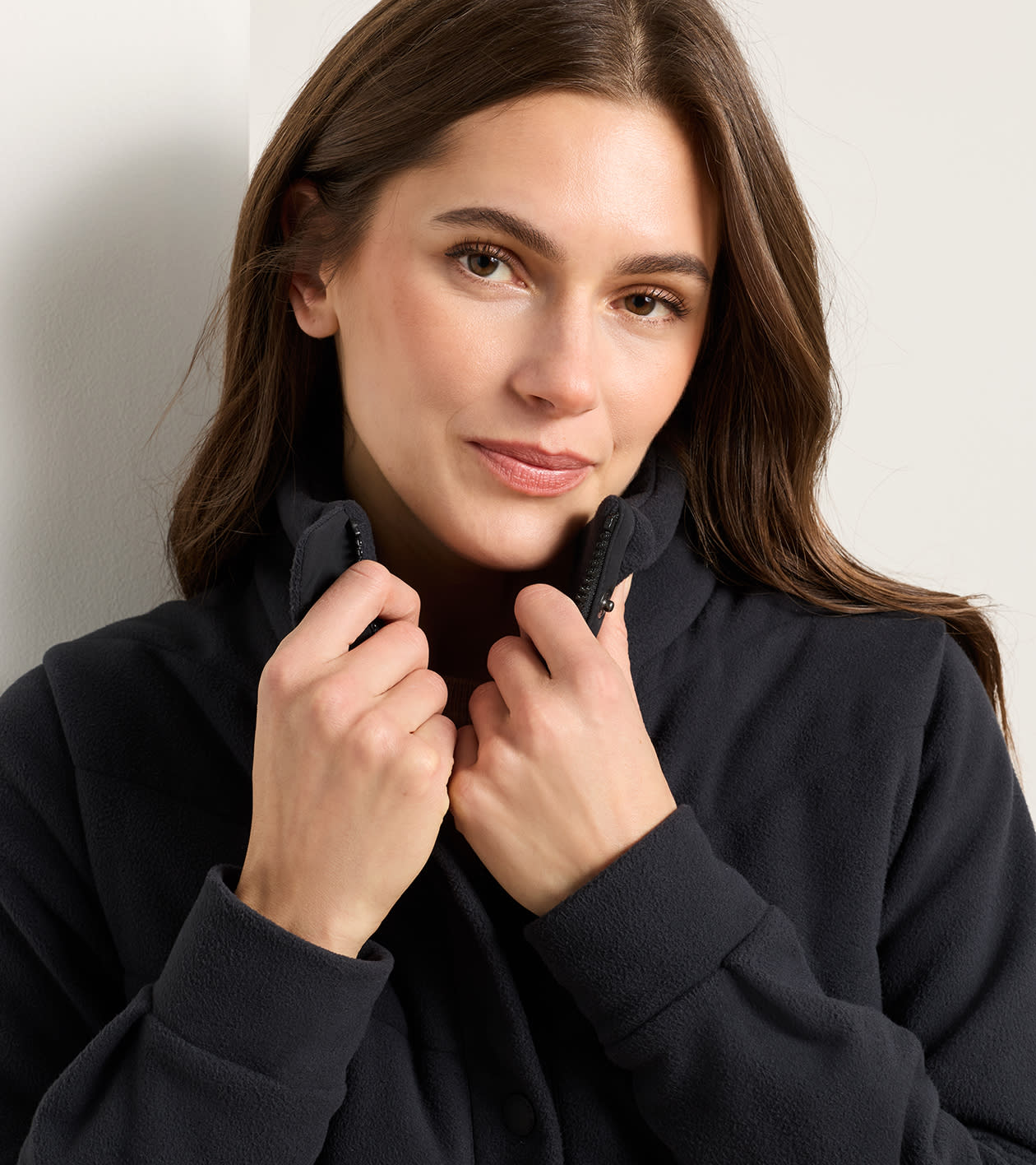 M&eacute;ribel Insulated Fleece Jacket in Black - Alternate Image 5