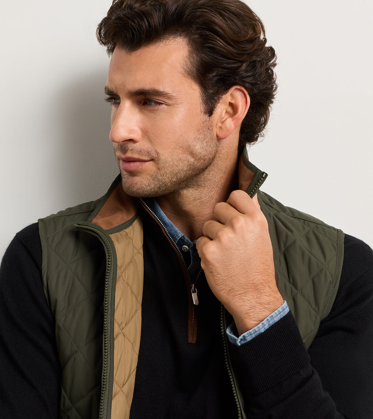 Essex Gilet in Dark Olive - Alternate Image 4