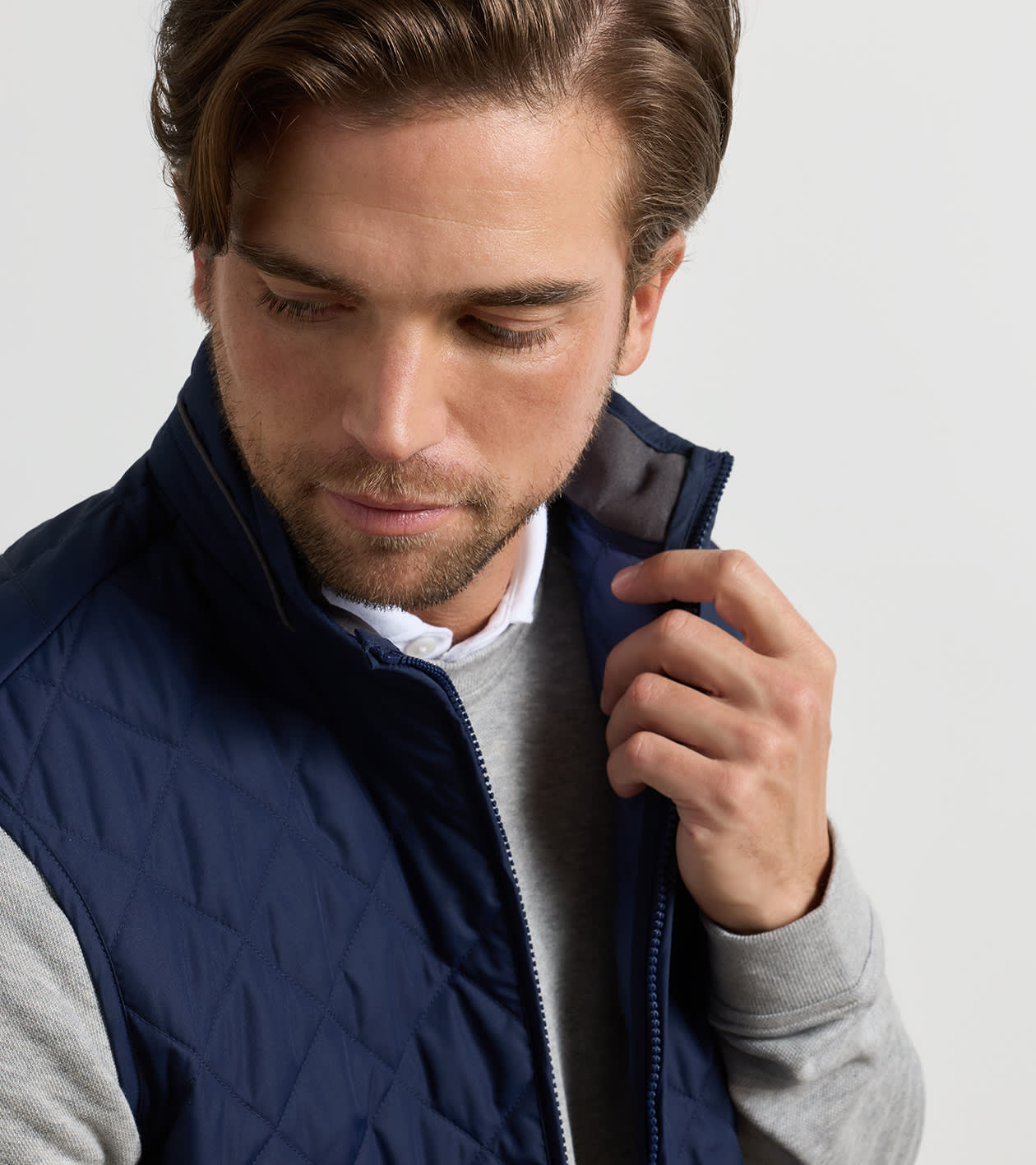 Essex Vest in Navy - Alternate Image 4