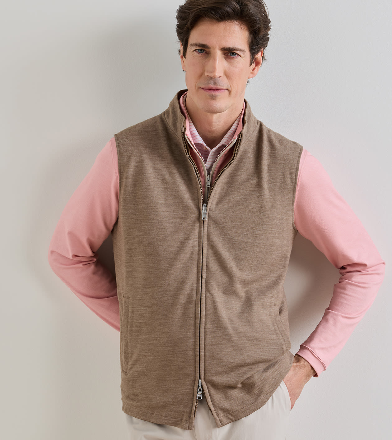 Ryder Reversible Gilet in LIGHT MOCHA - Alternate Image 4