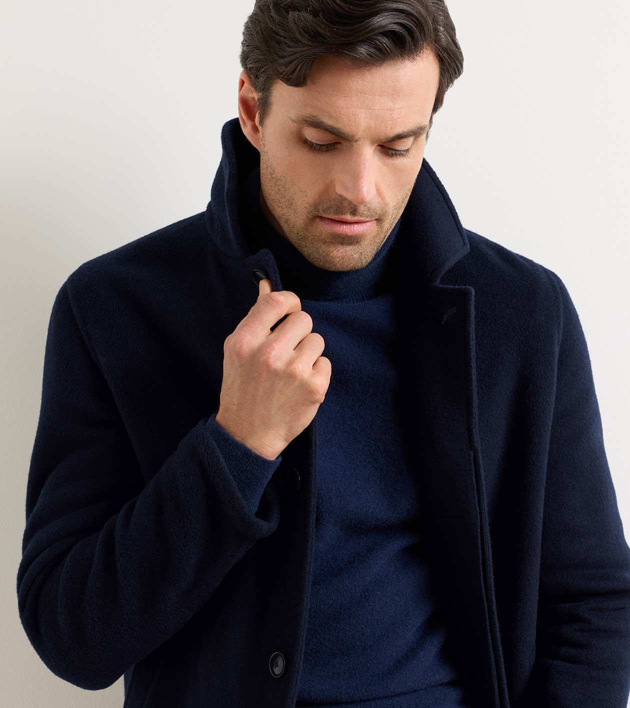 Italian Double-Faced Cashmere Coat in Navy - Alternate Image 5