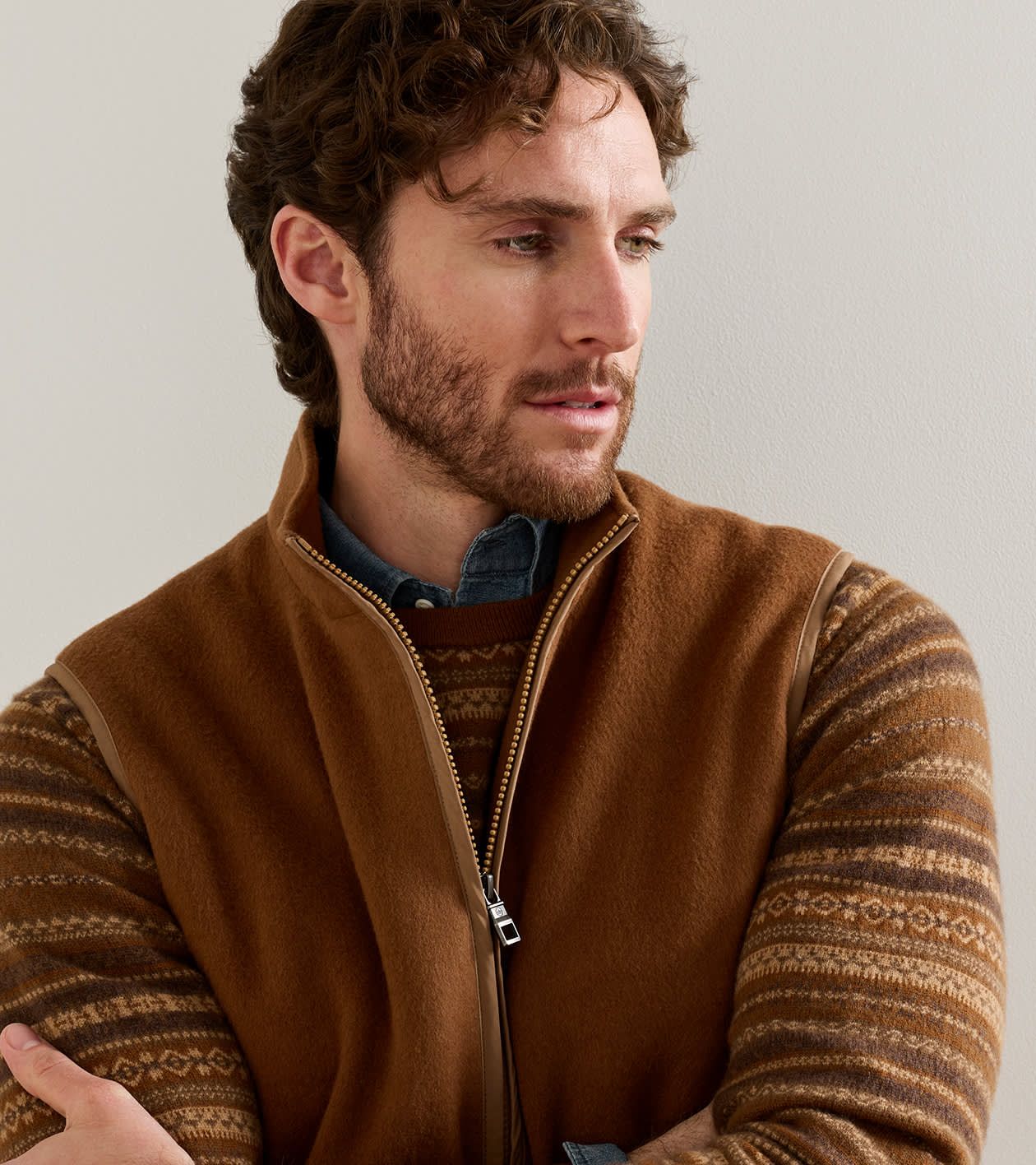 Crown Flex Merino Vest in Dark Amber - Alternate Image 4