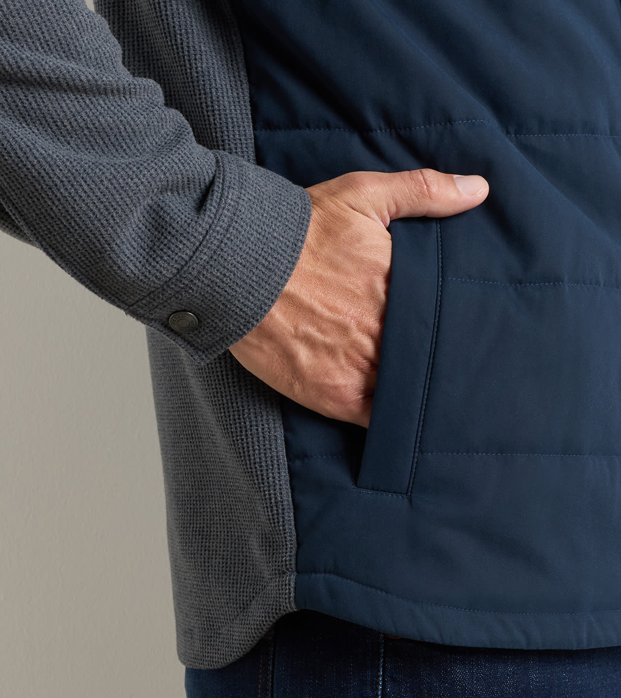 Bedford Hybrid Snap Jacket in Dark Navy - Alternate Image 3