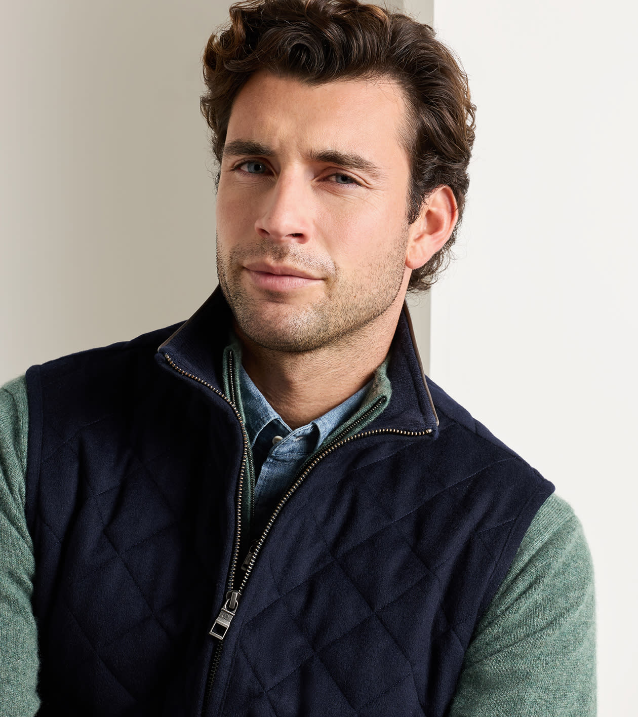 25th Anniversary Cashmere Essex Vest in Navy - Alternate Image 4