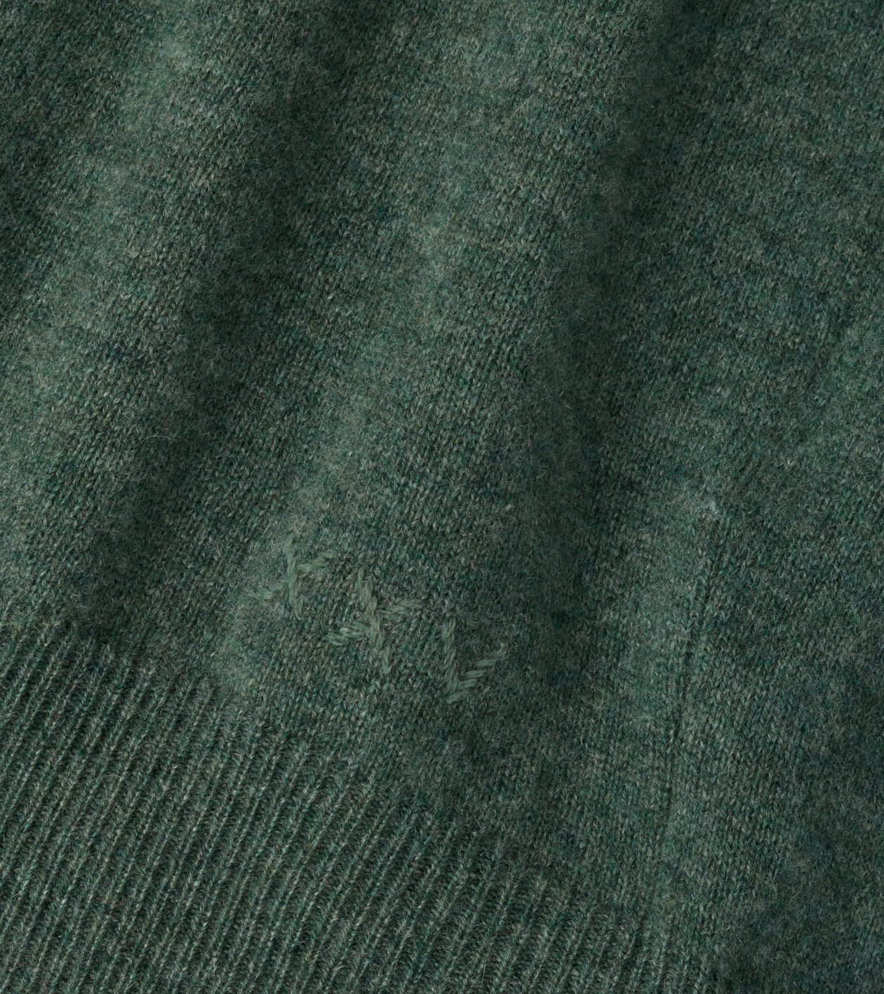 25th Anniversary Cashmere Quarter-Zip Jumper in IVY - Alternate Image 4