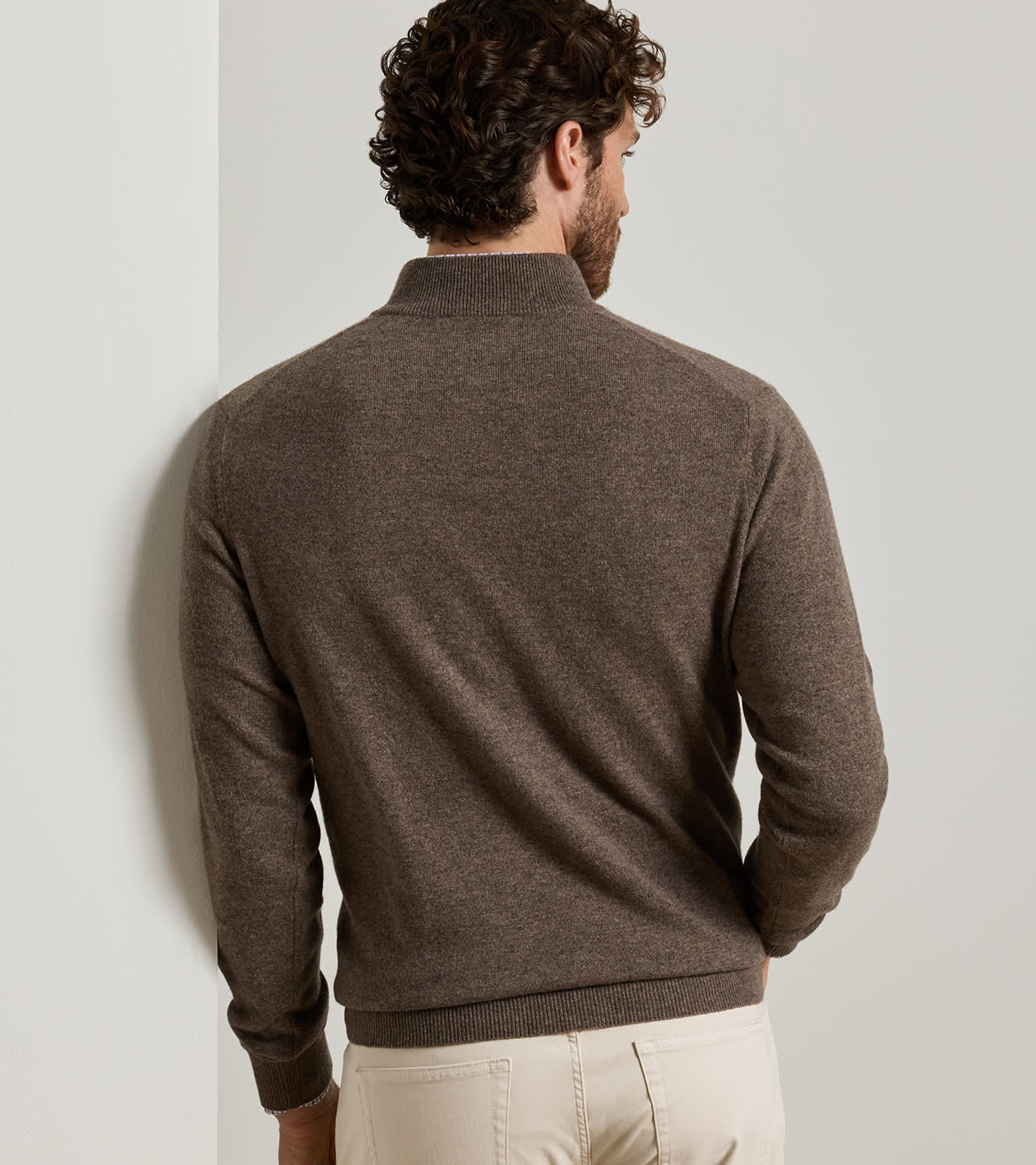 25th Anniversary Cashmere Quarter-Zip Jumper in SAWGRASS - Alternate Image 2