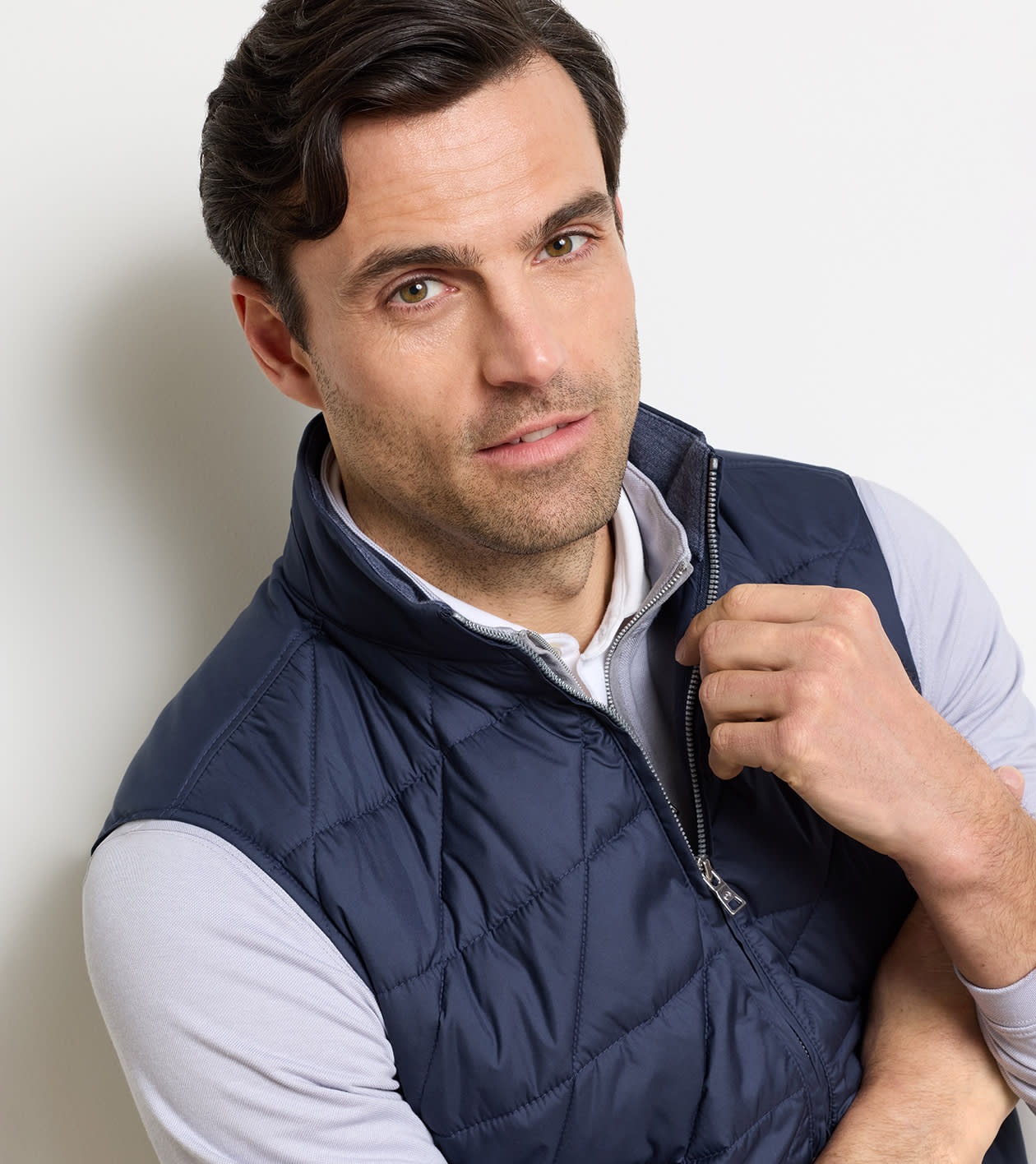 Walker Hybrid Gilet in Navy - Alternate Image 4