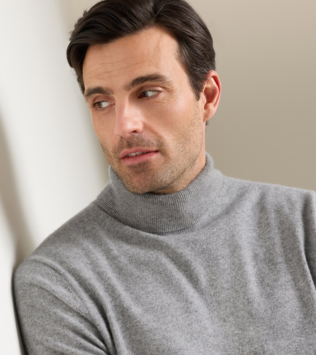 Artisan Crafted Cashmere Turtleneck Sweater in Gale Grey - Alternate Image 3
