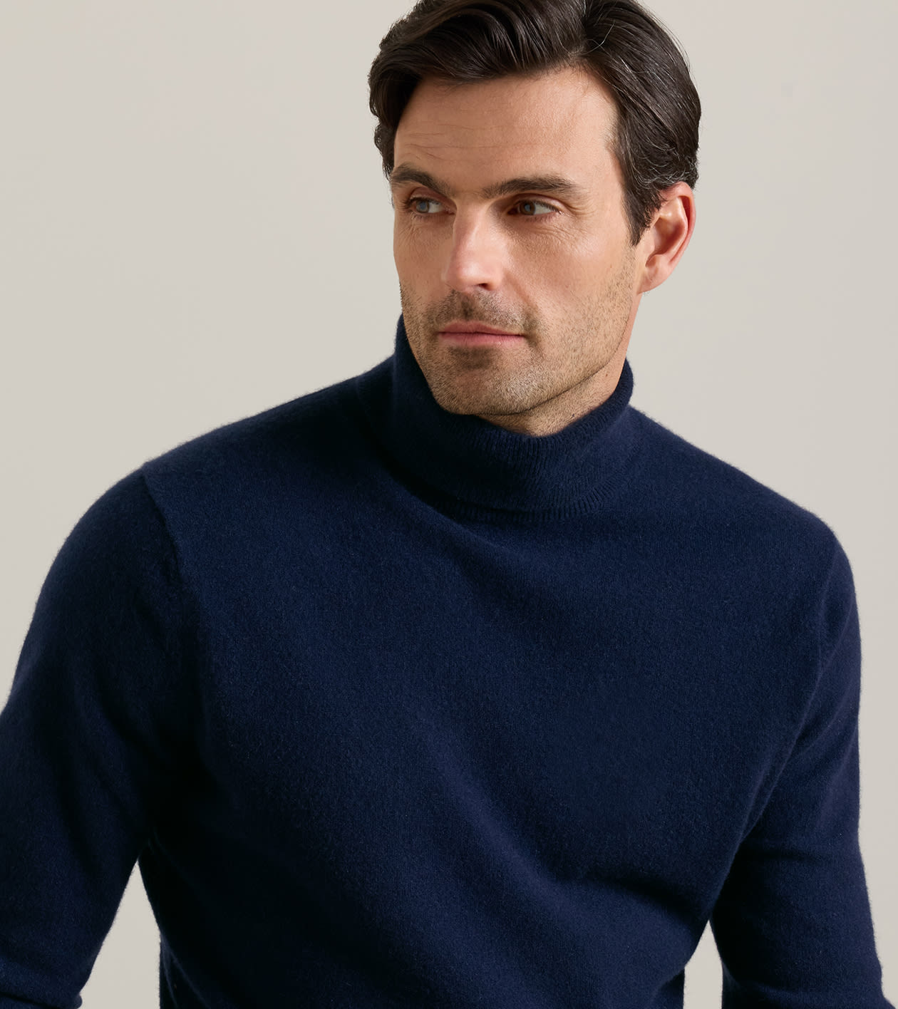 Artisan Crafted Cashmere Turtleneck Sweater in Navy - Alternate Image 4