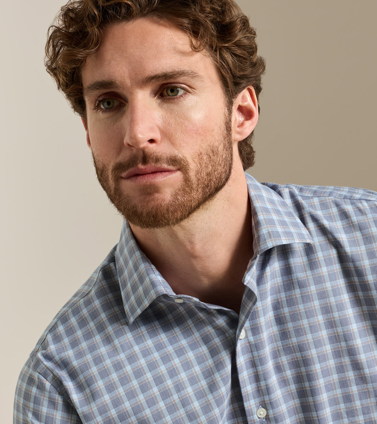 Lincoln Crown Lite Cotton-Stretch Sport Shirt in Navy - Alternate Image 3