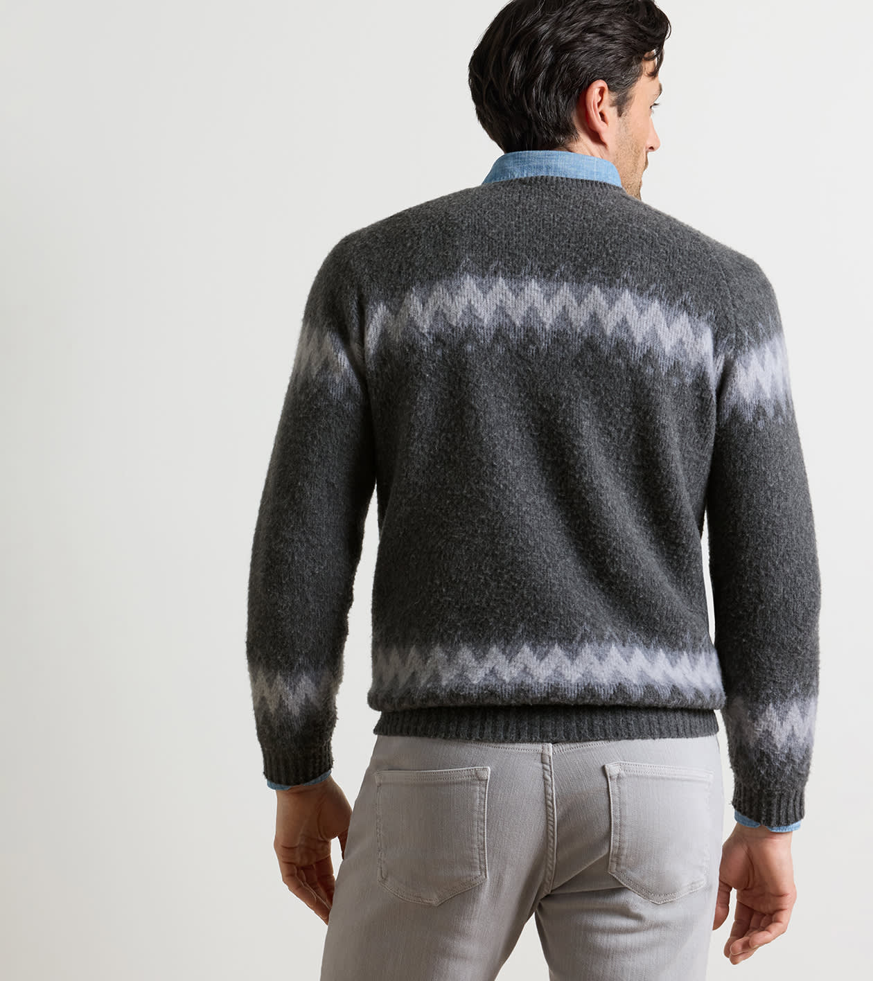 Apr&egrave;s-Ski Crewneck Sweater in FOSSIL - Alternate Image 2