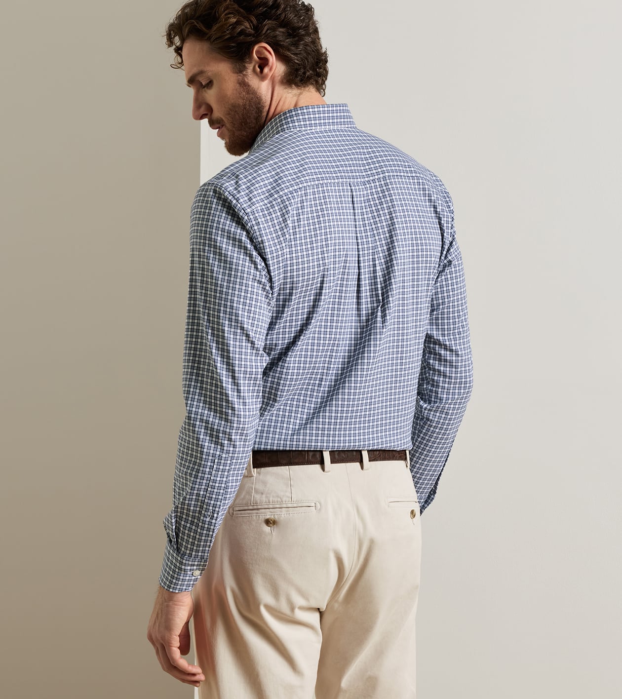 Atlas Crown Lite Cotton-Stretch Sport Shirt in Navy - Alternate Image 2