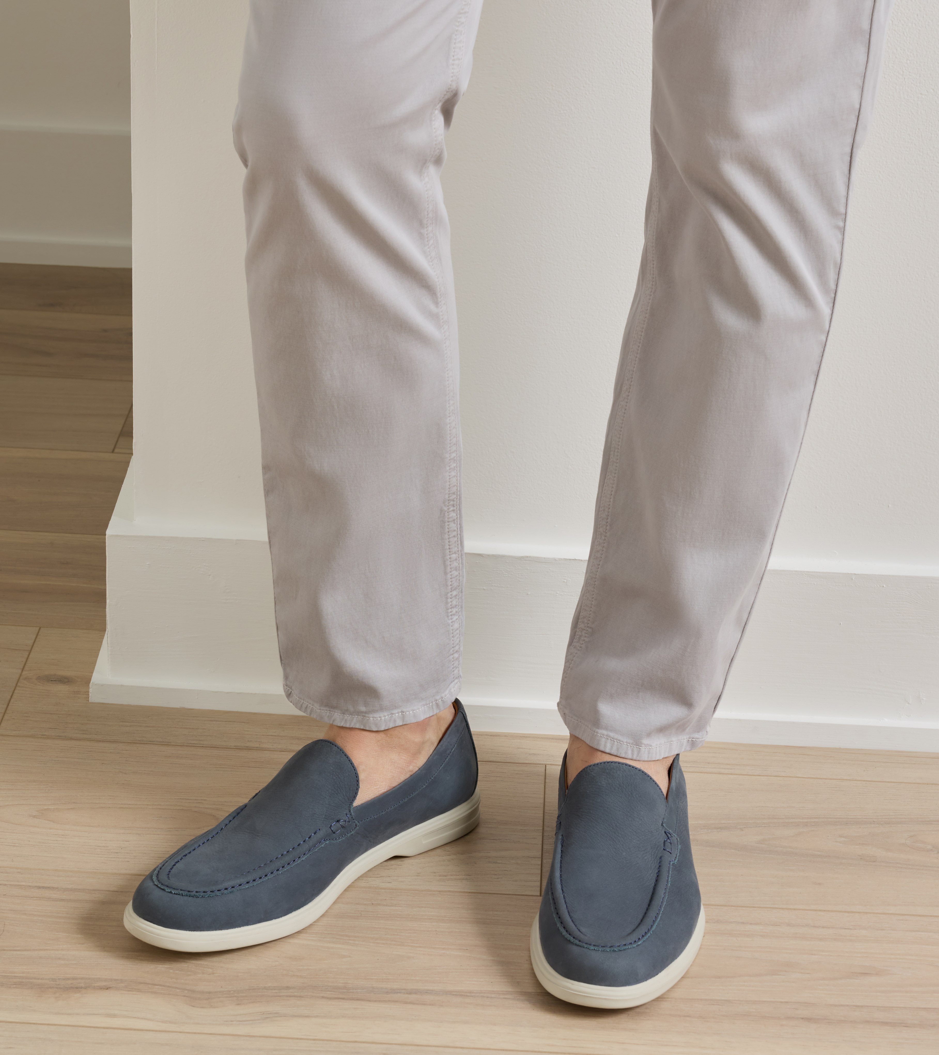 Excursionist Nubuck Venetian Loafer in BLUE PEARL - Alternate Image 1