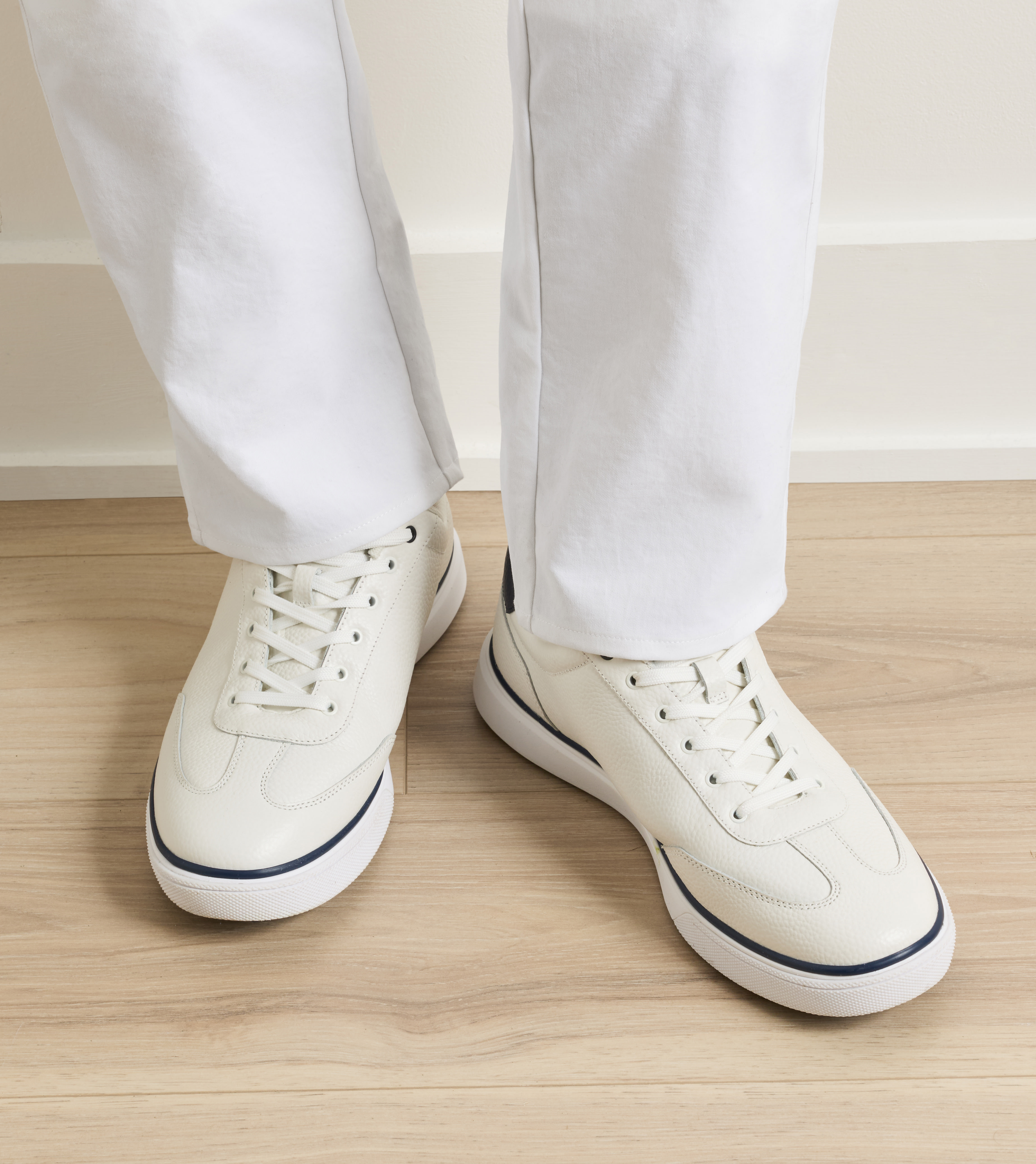 Drift Leather Hybrid Course Shoe in White - Alternate Image 1