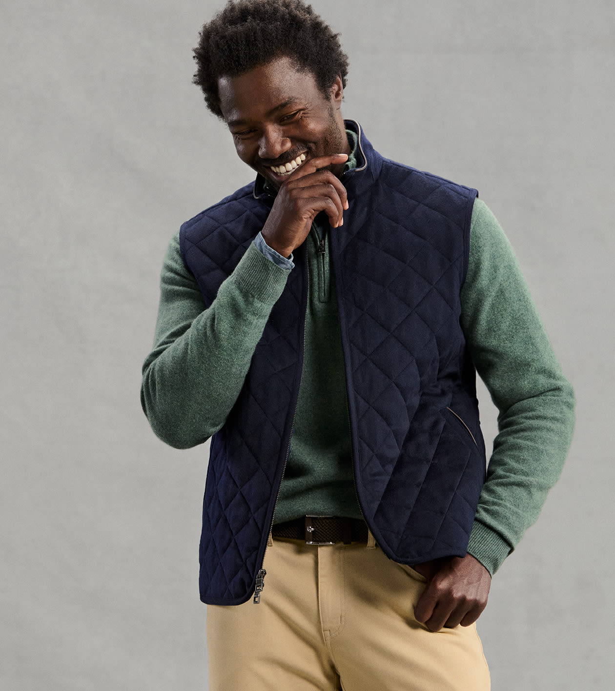 25th Anniversary Cashmere Quarter-Zip Jumper in IVY - Alternate Image 7