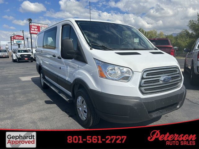 2018 Ford Transit Base's photo
