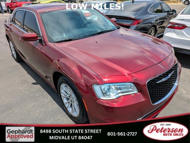 2019 Chrysler 300 Touring