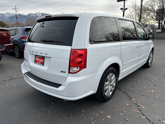 2017 Dodge Grand Caravan SE photo 4