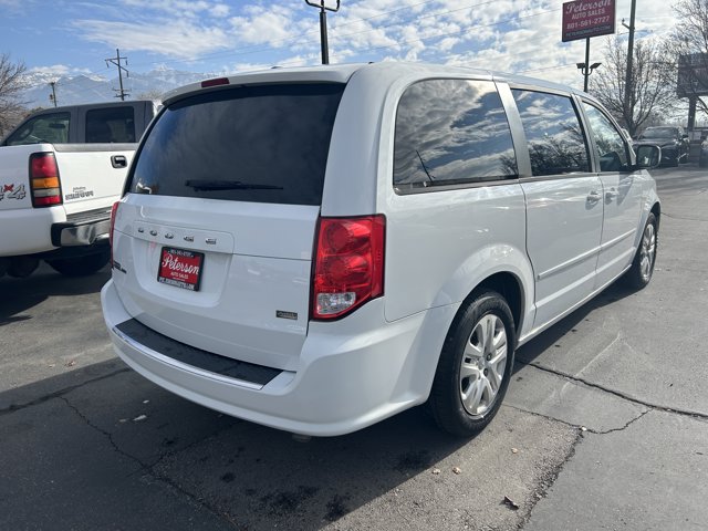 2017 Dodge Grand Caravan SE photo 3