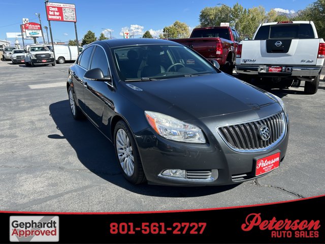 2013 Buick Regal Premium 1