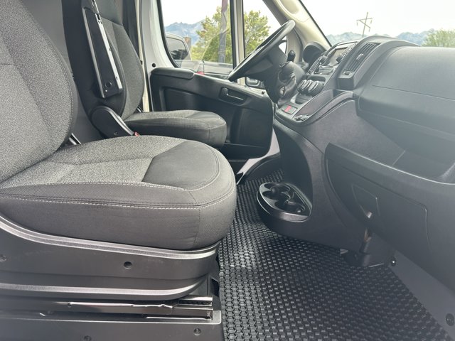 2021 Ram ProMaster 2500 Cargo Van photo 9
