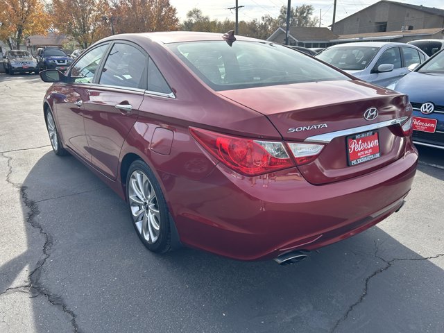 2012 Hyundai Sonata 2.0T SE photo 3