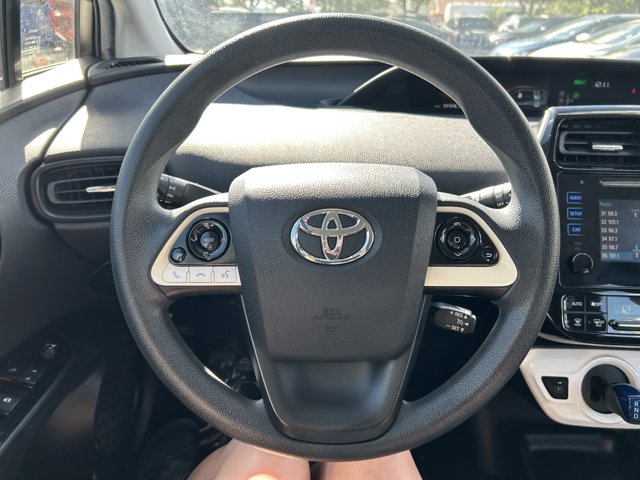 2016 Toyota Prius Two photo 6
