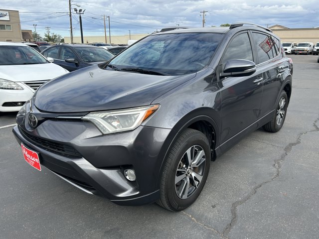 2017 Toyota RAV4 XLE photo 2