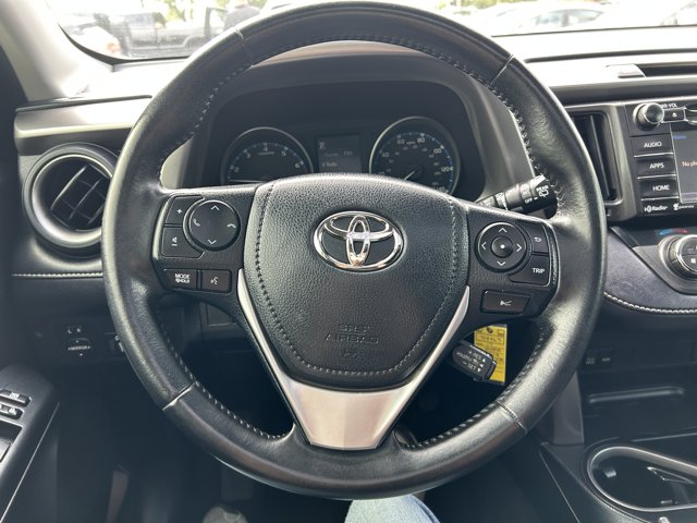 2017 Toyota RAV4 XLE photo 12