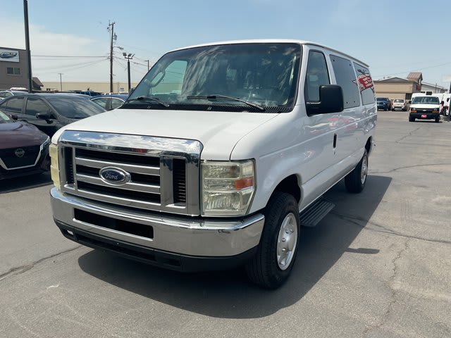 2009 Ford Econoline Wagon used full-size passenger van for sale in Midvale, UT