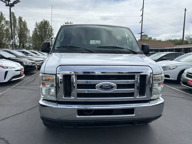 2011 Ford Econoline Wagon used full-size passenger van for sale in Midvale, UT